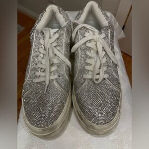 Jessica Simpson “Cherello” Size 8.5 White (Sparkly Silver) Tennis Shoes